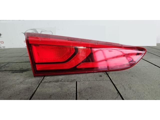 bontott HYUNDAI i20 II Bal Belső Hátsó Lámpa