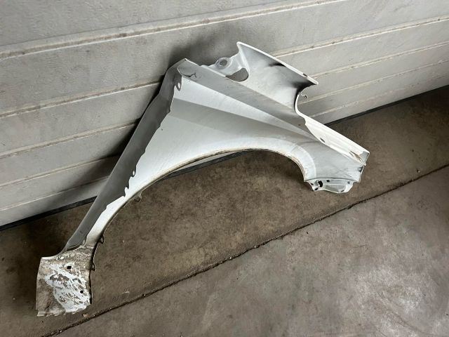 bontott HYUNDAI i20 II Bal első Sárvédő