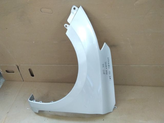 bontott HYUNDAI i20 II Bal első Sárvédő