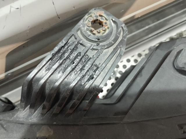 bontott HYUNDAI i20 II Bal Fényszóró