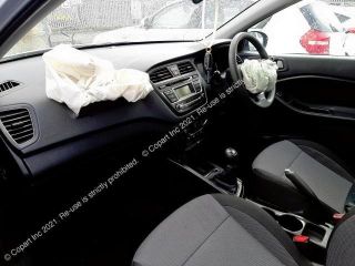 bontott HYUNDAI i20 II Bal hátsó Ajtó Kárpit