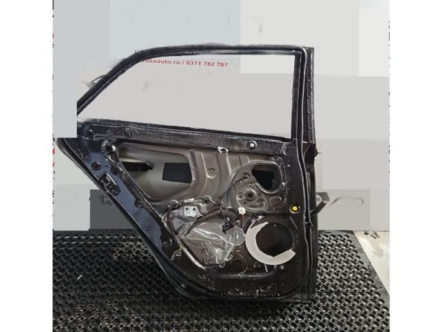 bontott HYUNDAI i20 II Bal hátsó Ajtó (Üres lemez)