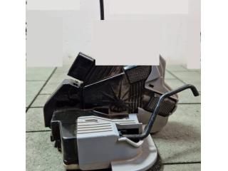 bontott HYUNDAI i20 II Bal hátsó Ajtózár