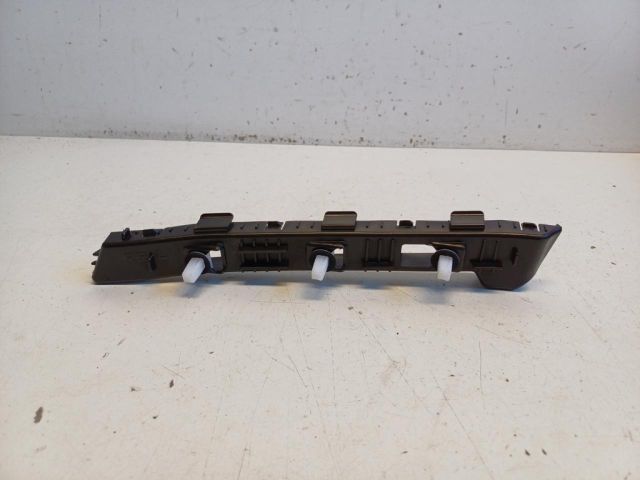 bontott HYUNDAI i20 II Bal hátsó Oldal Lökhárító Tartó (Műanyag)