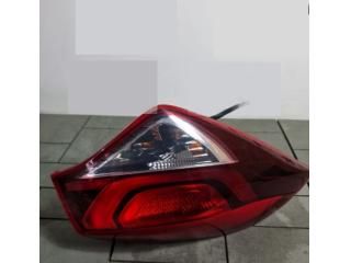 bontott HYUNDAI i20 II Bal Külső Hátsó Lámpa