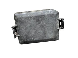 bontott HYUNDAI i20 II Biztosítéktábla Fedél