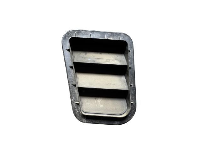 bontott HYUNDAI i20 II Csomagtér Szellőző Bal