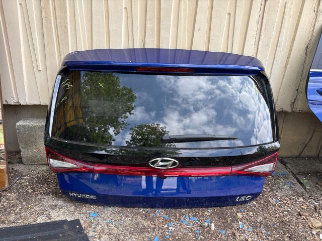 bontott HYUNDAI i20 II Csomagtérajtó (Részeivel)