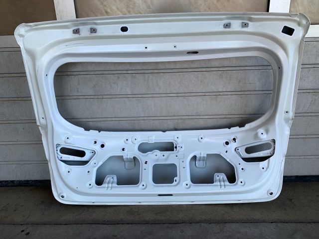 bontott HYUNDAI i20 II Csomagtérajtó (Üres lemez)