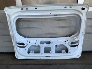 bontott HYUNDAI i20 II Csomagtérajtó (Üres lemez)