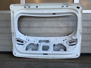 bontott HYUNDAI i20 II Csomagtérajtó (Üres lemez)