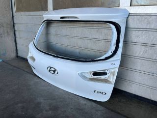 bontott HYUNDAI i20 II Csomagtérajtó (Üres lemez)