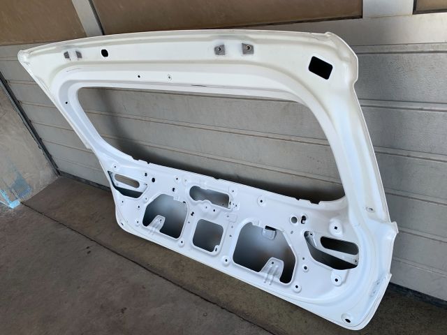 bontott HYUNDAI i20 II Csomagtérajtó (Üres lemez)