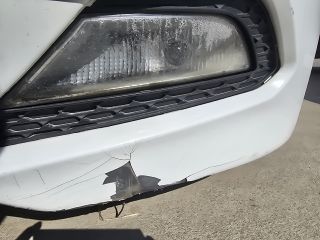 bontott HYUNDAI i20 II Első Lökhárító (Részeivel)