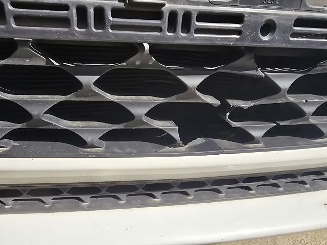 bontott HYUNDAI i20 II Első Lökhárító (Részeivel)