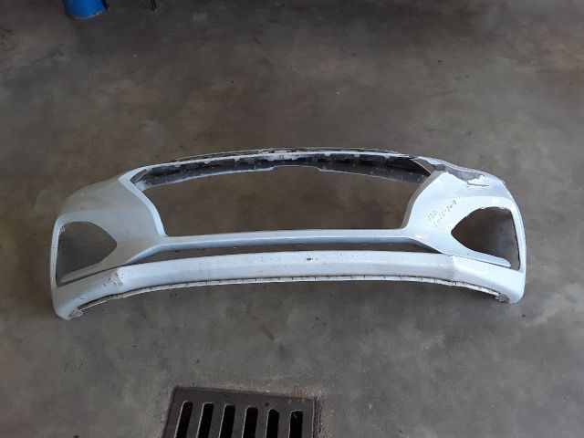 bontott HYUNDAI i20 II Első Lökhárító (Üresen)