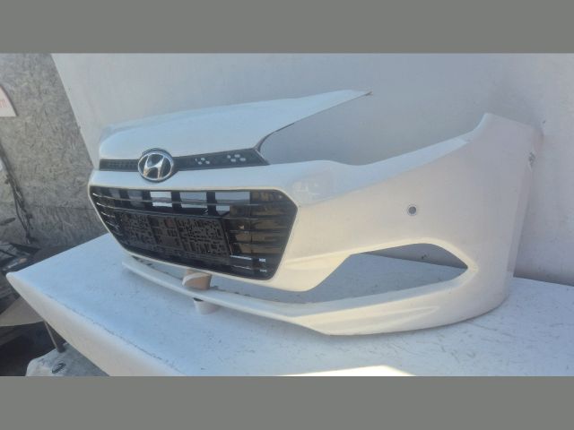 bontott HYUNDAI i20 II Első Lökhárító (Üresen)