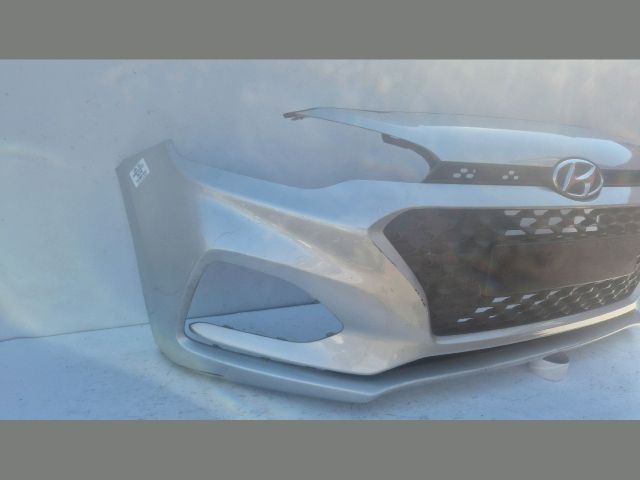 bontott HYUNDAI i20 II Első Lökhárító (Üresen)