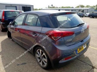 bontott HYUNDAI i20 II Hátsó középső Lökhárító Tartó (Műanyag)