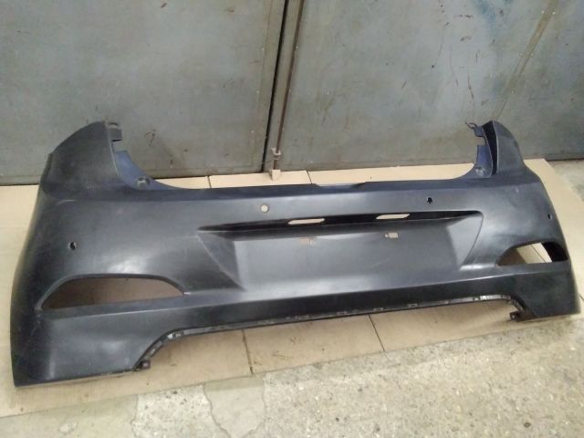 bontott HYUNDAI i20 II Hátsó Lökhárító (Üresen)