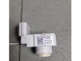 bontott HYUNDAI i20 II Hátsó Tolatóradar Fej