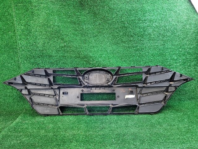 bontott HYUNDAI i20 II Hűtőrács