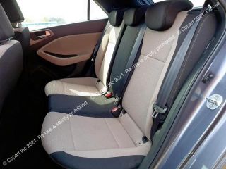 bontott HYUNDAI i20 II Jobb B Oszlop Burkolat