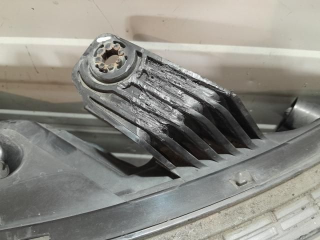 bontott HYUNDAI i20 II Jobb Fényszóró