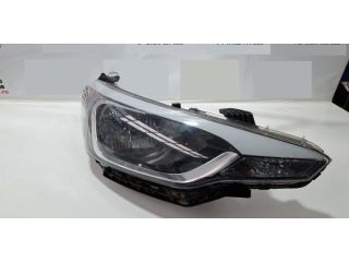 bontott HYUNDAI i20 II Jobb Fényszóró