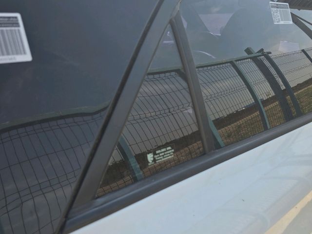 bontott HYUNDAI i20 II Jobb hátsó Fixüveg (Ajtóban)