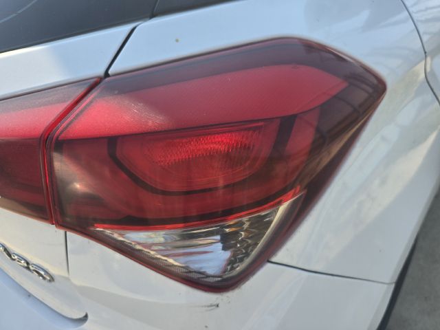 bontott HYUNDAI i20 II Jobb Külső Hátsó Lámpa