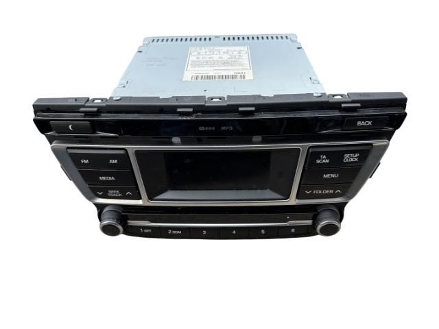 bontott HYUNDAI i20 II Rádió / CD