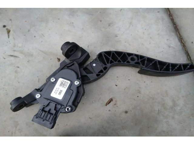 bontott HYUNDAI i20 III Gázpedál (Elektromos)