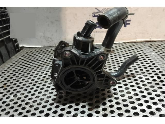 bontott HYUNDAI i20 III Hengerfej Vízkivezető