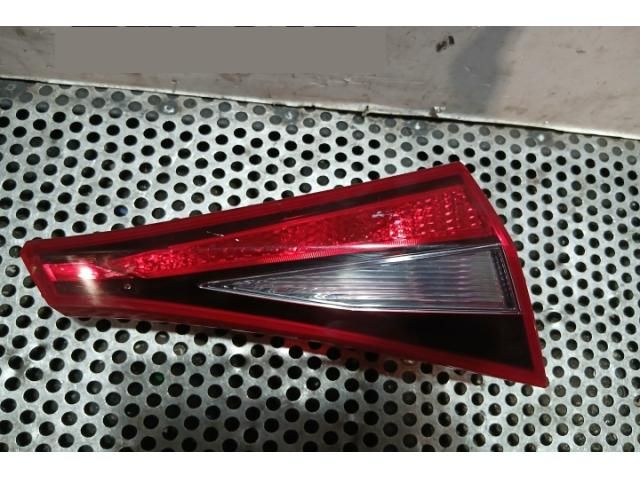 bontott HYUNDAI i20 III Bal Belső Hátsó Lámpa