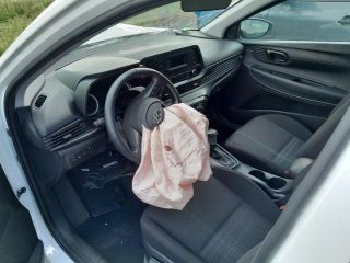 bontott HYUNDAI i20 III Bal első Ablak