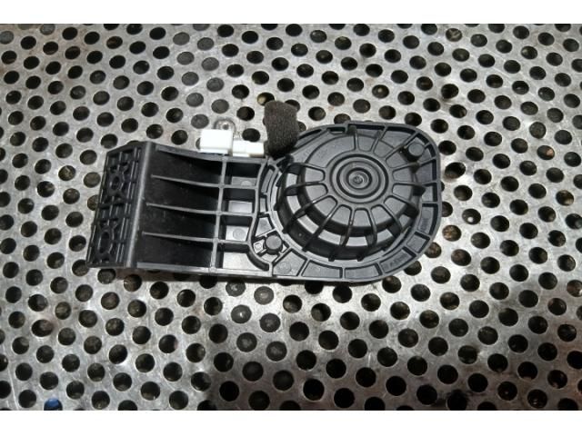 bontott HYUNDAI i20 III Bal első Hangszóró