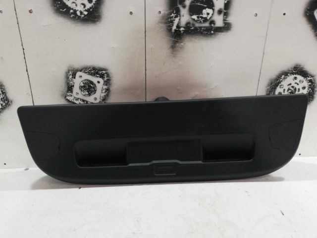 bontott HYUNDAI i20 III Csomagtérajtó Kárpit