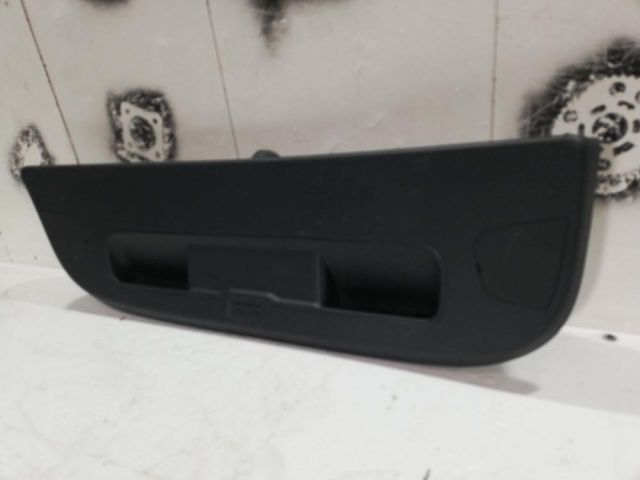 bontott HYUNDAI i20 III Csomagtérajtó Kárpit