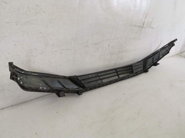 bontott HYUNDAI i20 III Első Lökhárító Alsó Középső Díszrács