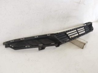 bontott HYUNDAI i20 III Első Lökhárító Alsó Középső Díszrács