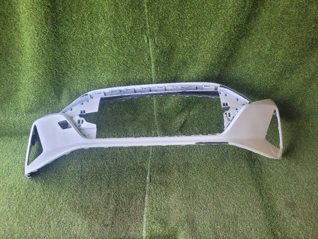 bontott HYUNDAI i20 III Első Lökhárító (Üresen)