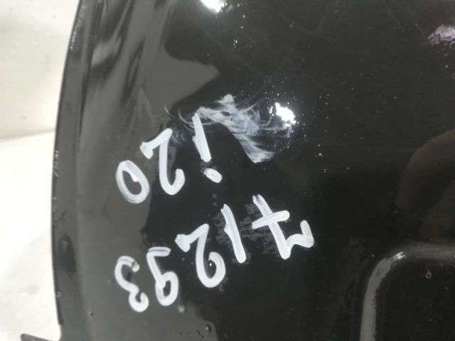 bontott HYUNDAI i20 III Jobb első Dobbetét (Kerékjárati, Műanyag)