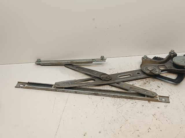 bontott HYUNDAI i20 Jobb első Ablakemelő Motor