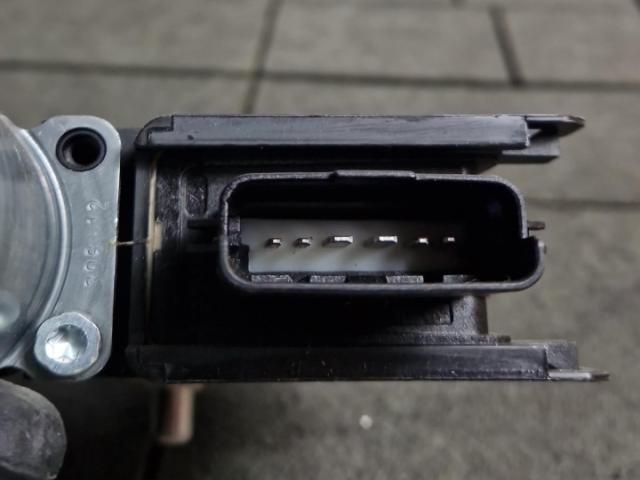 bontott HYUNDAI i20 Jobb első Ablakemelő Motor