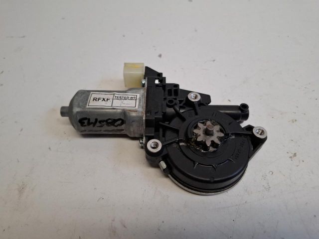 bontott HYUNDAI i20 Jobb első Ablakemelő Motor