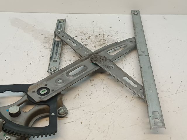 bontott HYUNDAI i20 Jobb első Ablakemelő Motor