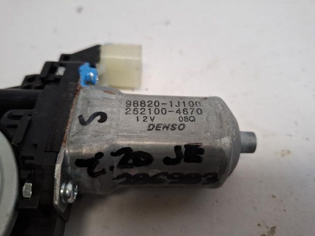 bontott HYUNDAI i20 Jobb első Ablakemelő Motor