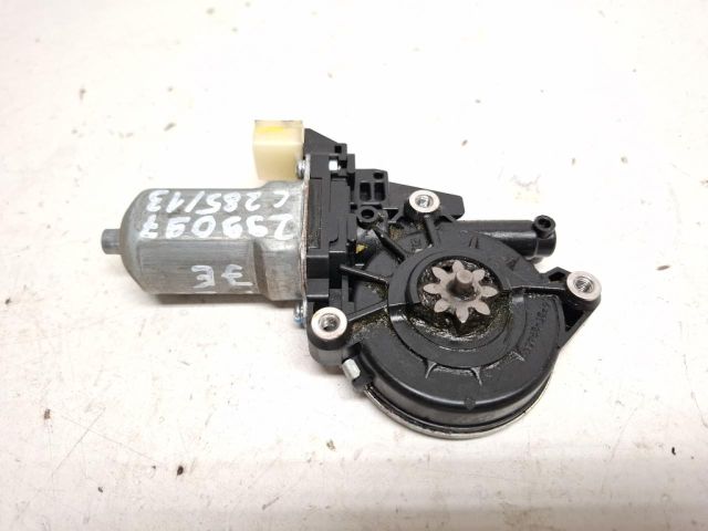 bontott HYUNDAI i20 Jobb első Ablakemelő Motor