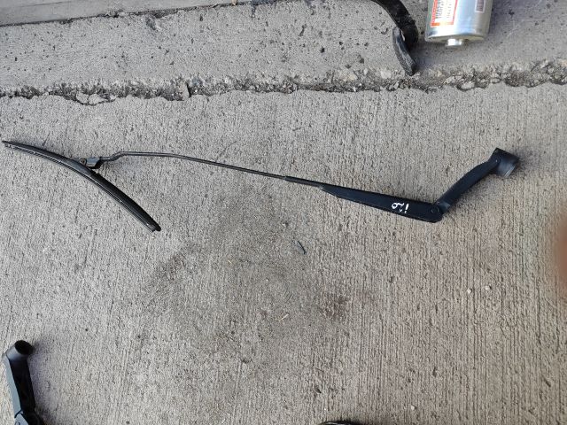 bontott HYUNDAI i20 Jobb első Ablaktörlő Kar